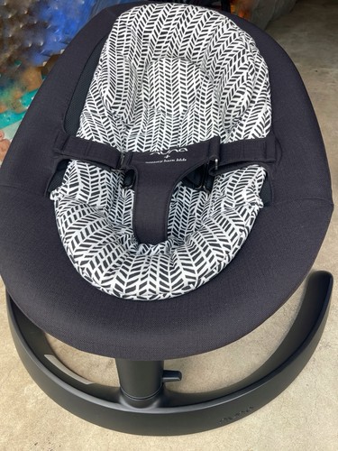 Nuna leaf grow - grow, seat
